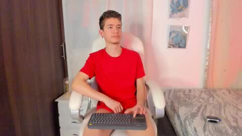 Snapshot of thiago_james69 chatting on October 12, 2:54 am Manuel online show from October 12, 2:54 am