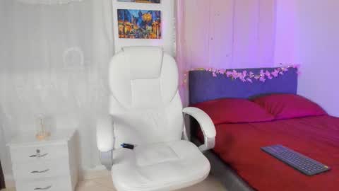 Snapshot of thiago_james69 chatting on October 17, 4:48 am Manuel online show from October 17, 4:48 am