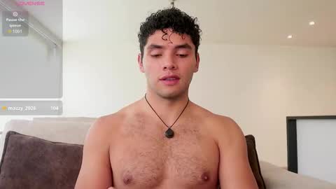 Just Thiago  online show from November 30, 3:38 pm