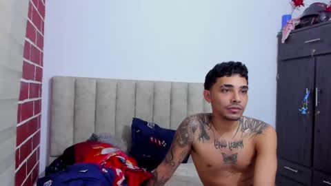 Snapshot of thiago_mille chatting on June 14, 8:55 pm thiago_mille online show from June 14, 8:55 pm