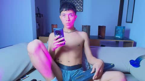 Snapshot of thiago_n_sam chatting on September 15, 11:16 pm thiago_n_sam online show from September 15, 11:16 pm