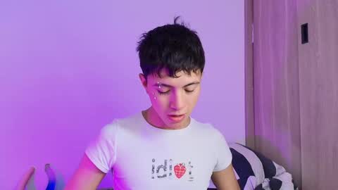 Snapshot of thiago_n_sam chatting on September 26, 3:10 am thiago_n_sam online show from September 26, 3:10 am