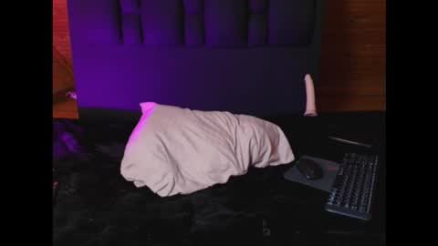 Snapshot of thiago_n_sam chatting on October 9, 6:50 pm thiago_n_sam online show from October 9, 6:50 pm