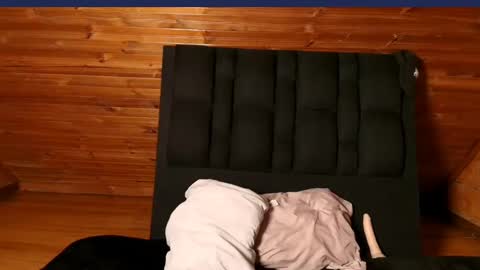 Snapshot of thiago_n_sam chatting on October 15, 6:46 am thiago_n_sam online show from October 15, 6:46 am