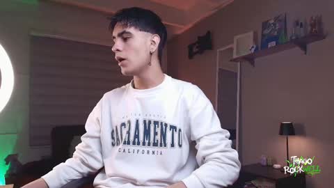 Thiago online show from March 1, 11:26 pm