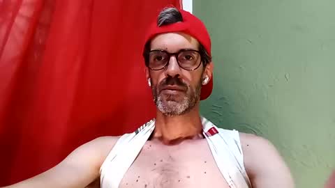 Snapshot of thiago_sexlover chatting on January 6, 3:53 am Thiago sexlover online show from January 6, 3:53 am