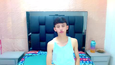 Snapshot of thiago_twink38 chatting on November 3, 3:52 am thiago_twink38 online show from November 3, 3:52 am