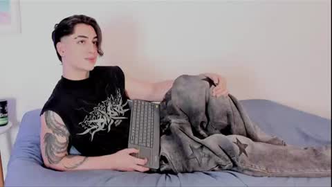 Snapshot of thiago_winteer chatting on July 19, 5:33 am Thiago Winteer online show from July 19, 5:33 am