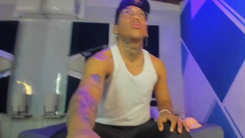 ThiagoBerry online show from January 11, 11:26 am