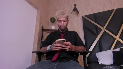 ThiagoFerreti online show from September 18, 3:41 am