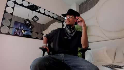 ThiagoFerreti online show from October 9, 3:26 am