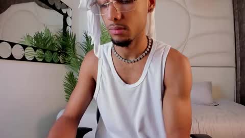 ThiagoFerreti online show from October 15, 3:39 am