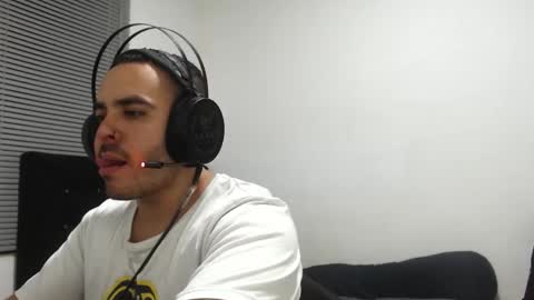 Thiago online show from January 15, 7:24 am