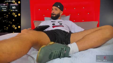 Thia Gomez online show from December 3, 3:22 pm