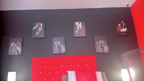 Thia Gomez online show from January 13, 12:13 pm