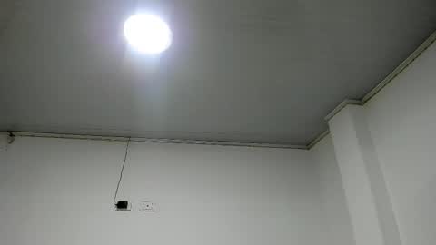 Thiago Wells online show from February 11, 1:52 am