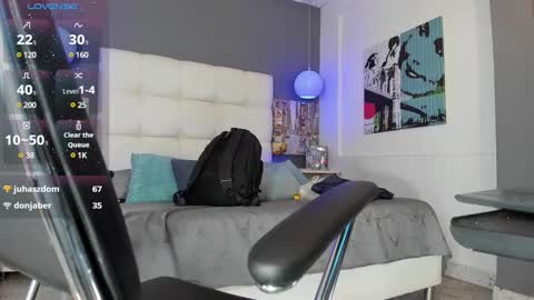 Snapshot of thiagoxbig chatting on February 7, 12:53 am thiagoxbig online show from February 7, 12:53 am