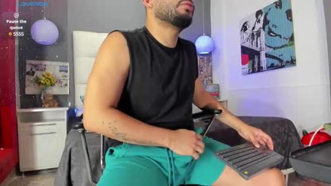 Snapshot of thiagoxbig chatting on February 27, 2:32 am thiagoxbig online show from February 27, 2:32 am