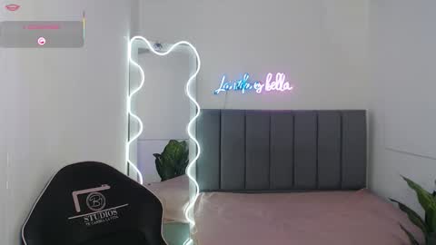  thiana  online show from October 12, 3:05 am