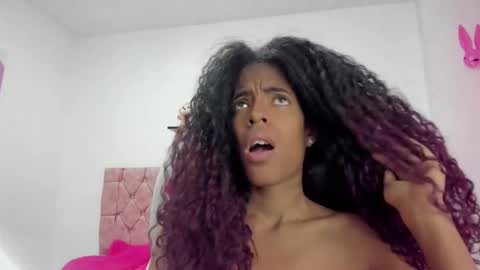 thianahornyy online show from February 14, 3:31 pm