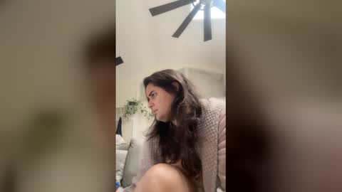 Snapshot of thicc_n_creamy69 chatting on November 30, 2:21 pm ThatsaGurl online show from November 30, 2:21 pm