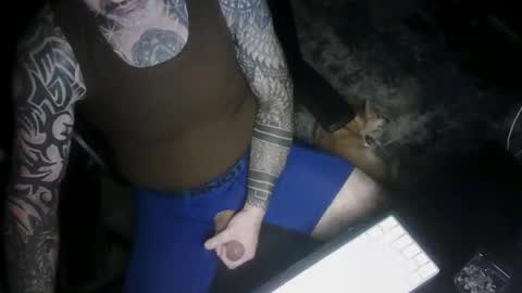 thicchogg online show from February 20, 1:35 am