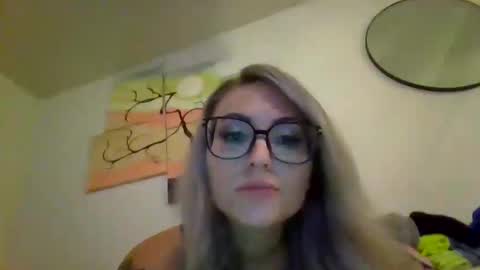 thiccthicc13 online show from September 22, 2:24 am