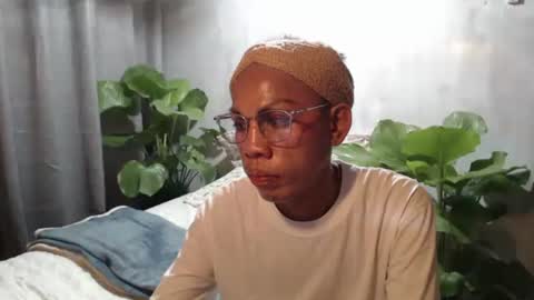 gil online show from April 13, 9:37 am