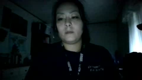 thickassazn93 online show from September 27, 11:32 pm