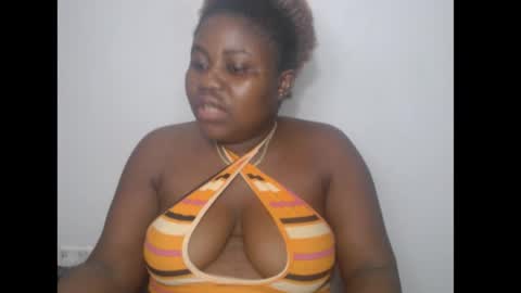 thickebonny7 online show from January 31, 7:11 pm