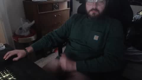 Snapshot of thickgarrett chatting on December 15, 8:46 pm thickgarrett online show from December 15, 8:46 pm