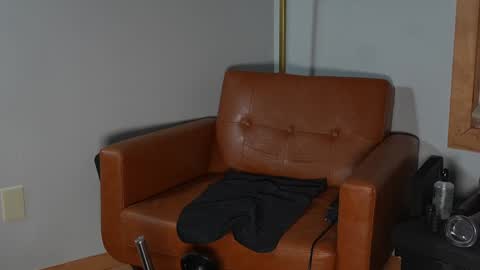 Snapshot of thickjer chatting on December 5, 2:11 pm ThickJerry online show from December 5, 2:11 pm