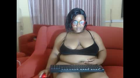thickjuicyxxx online show from October 8, 7:22 pm