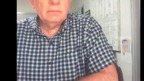 Snapshot of thickmelnik chatting on December 8, 12:30 pm James online show from December 8, 12:30 pm
