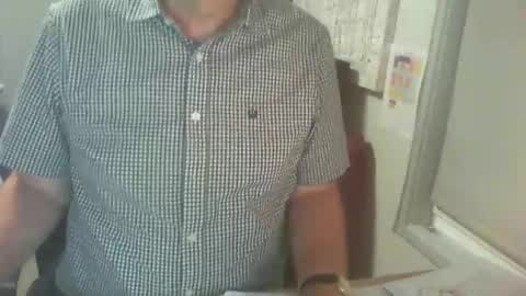 Snapshot of thickmelnik chatting on December 25, 1:19 pm James online show from December 25, 1:19 pm