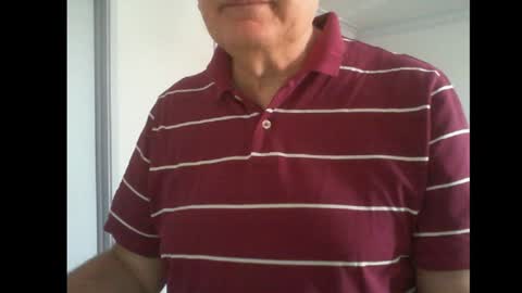 Snapshot of thickmelnik chatting on January 10, 11:50 pm James online show from January 10, 11:50 pm