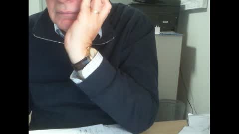 Snapshot of thickmelnik chatting on June 30, 1:23 pm James online show from June 30, 1:23 pm