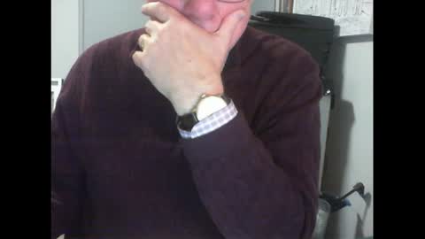 Snapshot of thickmelnik chatting on July 13, 5:54 am James online show from July 13, 5:54 am