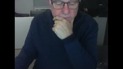 Snapshot of thickmelnik chatting on July 20, 3:14 pm James online show from July 20, 3:14 pm