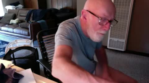 Snapshot of thickmorninwood chatting on July 31, 4:17 pm thickmorninwood online show from July 31, 4:17 pm