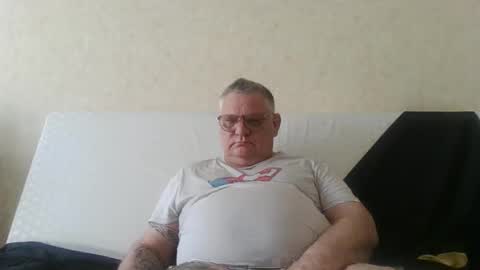 Thierrysymp online show from April 18, 4:11 pm