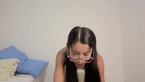 Snapshot of thifa2x chatting on July 22, 9:17 pm thifa2x online show from July 22, 9:17 pm