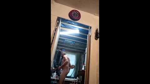 Snapshot of thiggy69 chatting on May 31, 9:05 pm lola...and...thiggy online show from May 31, 9:05 pm