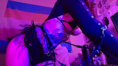 snacks online show from February 5, 3:45 am