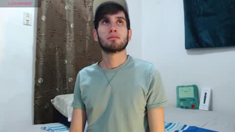 Snapshot of thiiago_tay chatting on November 30, 5:44 am Thiiago online show from November 30, 5:44 am