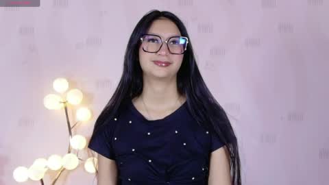 Snapshot of thin_eva chatting on June 4, 1:06 pm Eva online show from June 4, 1:06 pm