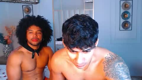 MICHAEL AND CRISS online show from December 18, 1:39 pm