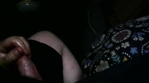 Snapshot of thisbloke96 chatting on December 7, 2:13 pm thisbloke96 online show from December 7, 2:13 pm