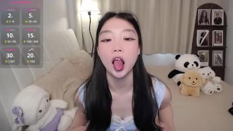 Snapshot of thisgirl__ chatting on May 23, 1:55 am kk online show from May 23, 1:55 am