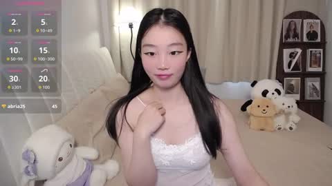 Snapshot of thisgirl__ chatting on June 28, 1:33 am kk online show from June 28, 1:33 am